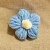 Flor de Lã Tricotada Crochê Feito à Mão Flor Pompom de Algodão Leite Acessórios para Roupas Infantis Grampo de Cabelo Criativo DIY Joias