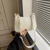 Bolso de hombro de moda para mujer, nuevo bolso cuadrado pequeño de fieltro, popular, sencillo e informal, para invierno de 2023