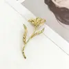 Broche Floral Plisado de Moda con Personalidad Vintage, Pin de Lujo Ligero, Elegante Accesorio para Ropa, Corsage Antiexposición