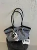 Bolso Casual de Gran Capacidad con Lunares para Mujer 2026 Nuevo Estilo Moda para Viajes Diarios Bolso de Hombro Único Bolso Tote de Alta Gama Bolso Cubo