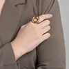Anillo Liso Exagerado Minimalista Estilo Ins Europeo y Americano Anillo de Acero de Titanio para Mujer Oro de 18 Quilates Moda Callejera Accesorio Elegante para el Trabajo