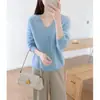 Suéter de lana cepillada azul con cuello en V para mujer, Nuevo estilo Otoño 2026, Holgado, Versátil, Tacto de alta gama, Escote en forma de corazón, Capa base, Suéter de lana