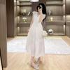 Vestido bordado branco francês transfronteiriço 2025 Verão Novo Estilo Cintura Delicada Comprimento Médio Vestido Fresco de Fada