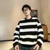 Camiseta masculina urbana outono e inverno, tendência retrô, color block, listrada, estampa digital, manga longa, unissex, caimento solto, top para casal