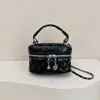 Tendência de Moda Inverno 2026: Mini Bolsa Matelassada com Corrente, Bolsa Versátil para Batom de Ombro/Transversal