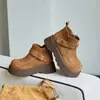Hebilla de Cinturón Vintage Botas Martin con Aumento de Altura Versátiles Plataforma Suela Gruesa Botines Birkenstock para Mujer Nuevo Estilo Otoño e Invierno 2026