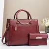 Bolso de Mano para Mujer Nuevo Bolso de Hombro de Gran Capacidad Temperamento Piel Suave Bolso para Madre Bolso de Viaje de Moda para Mujer Se Puede Usar Cruzado