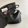 Bolso de hombro grande de moda y simple para mujer, nuevo bolso de hombro de moda vintage 2026, bolso tote versátil de nicho