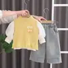 Traje para Niñas 2025 Nuevo Estilo Ropa Primavera y Otoño Suéter de Cereza para Bebé Camisa Base de Manga Abullonada Conjunto de Tres Piezas