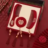 Peine de Espejo Par de Dote de Boda Set Caja de Regalo Roja Enviar a los Recién Casados Regalo para la Novia Peines de Boda de Alta Gama Suministros