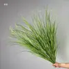 Plantas Verdes, Hierba de Junco, Hierba Bigote de Dragón, Fondo de Boda, Paisajismo de Ventana Floral, Flores Decorativas para Boda en Bosque Blanco y Verde