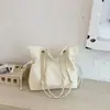 Bolsa de Ombro Única Simples Cor Sólida Personalidade Casual Tendência Feminina 2026 Verão Nova Elegante Bolsa Tote Casual
