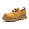 Botas de Trabalho Masculinas de Cano Baixo com Solado Grosso para Aumentar a Altura, Coleção Primavera 2026, Botas Amarelas Bumblebee para Uso Externo, Sapatos Masculinos Casuais Estilo Britânico