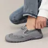 Zapatos de Tela del Viejo Pekín, Nuevo Estilo de Verano, Zapatos Slip-On Transpirables de Malla Fly-Knit para Personas de Mediana Edad y Mayores, Versátiles Zapatos de Malla para Papá