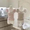 Serie Sensación de Segunda Piel Lana Tencel Diseño de Cuello en U Grande Corte Ajustado Ceñidor de Cintura Camiseta Versátil