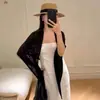 Chal Triangular de Punto Calado de Color Sólido Estilo Coreano para Mujer, Ropa de Abrigo de Moda Europea de Verano para Habitaciones con Aire Acondicionado