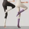 Calcetines de yoga con punta redonda, antideslizantes, estilo de tubo largo, color liso, transpirables, versátiles, aptos para Pilates y fitness, hasta la pantorrilla, disponibles para envío directo