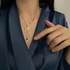Colar com Pingente de Letra em Aço Titânio para Mulheres, Design de Nicho de Luxo Leve Corrente para Clavícula Corrente de Pescoço, Acessório Tendência Hip-Hop