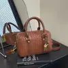 Bolsa Boston Nova de Verão 2025 Ombro Transversal Bolsa de Mão Feminina Pequena Bolsa Transversal de Mão Bolsa Pequena Retrô