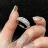 Anillo Cielo Estrellado de Diamantes Púrpuras Estilo Retro Francés de Lujo Ligero Jardín de Ensueño Anillo de Fila Semicircular de Diamantes Sensación de Gama Alta de Nicho