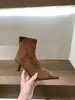 Botines de tacón alto, punta fina, gamuza, color caqui, corte ajustado, zapatos de mujer, nueva colección otoño/primavera 2025, botines cortos estilo coreano