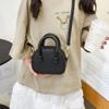 Bolso Pequeño de Estilo Occidental para Mujer 2024 Nuevo Verano Popular Combinable Bolso Cruzado Bolso Bowling Portátil de Moda