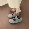 Sapatos Mary Jane Cinza com Velcro e Aumento de Altura Oculto, Sapatos Peludos para Mulheres, Adequados para Uso Externo no Outono e Inverno, Sapatos Quentes e de Algodão Pelúcia