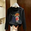 Camiseta de manga comprida para meninas, nova e estilosa, 2026 primavera e outono, blusa básica de algodão puro para meninas, top de outono fofo para crianças