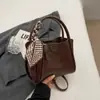 La Popular Bolsa Saco de Este Año para Mujer 2025 Otoño Nueva Moda Simple de un Solo Hombro Pequeña Bolsa Cruzada para Viajes