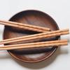 Venta al por mayor de Palillos Creativos, Palillos de Madera de Haya, Palillos de Madera con Forma de Caparazón de Tortuga, Palillos Puntiagudos de Estilo Japonés, Fabricante de Palillos de Madera