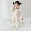 Mameluco de bebé transpirable y amigable con la piel, diseñado para atrapar el calor y proteger contra el frío. Mono de bebé de alta elasticidad, cálido y a prueba de viento con protección para la barriga
