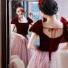 Vestido Vermelho Toast para a Noiva 2026 Novo Estilo Princesa Fugitiva Pode Usar Casualmente Estilo Hepburn Noivado Exame de Arte Vestido de Noite
