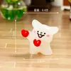 Micro-Paisaje de Musgo Creativo Lindo Que Brilla en la Oscuridad Dibujos Animados Perro Blanco Pequeño Accesorios de Decoración DIY Adornos Pequeños para Coche Escritorio