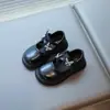Zapatos de Princesa de Encaje con Mariposa para Niñas 2025 Verano Nuevos Zapatos Individuales para Niños Zapatos de Cuero Suave para Niños Grandes a la Moda