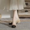 Zapatos de tacón cuadrado de cuero genuino con bloques de color para mujer, nuevos zapatos de tacón alto de empeine bajo, elegantes, estilo Chanel, combinables, de tacón medio, color leche, 2023