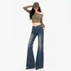 Jeans acampanados # Bordados color naranja joven con un bolsillo trasero, corte slim, favorecedores, desgastados, con caída fluida, modernos y versátiles