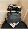 Bolso Pequeño Cuadrado de Moda con Patrón de Cocodrilo Transfronterizo 2026 Primavera Moda Vintage Bolso de Hombro Elegante Bolso Cruzado de Lujo Ligero de Gama Alta