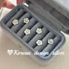 Aretes de Plata Brillante Estilo Coreano Frescos y Simples Estilo Ins de Plata de Ley S925 Delicados Dulces Florales con Circonita para Mujer con un Toque de Alta Gama