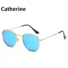 Gafas de sol cuadradas de metal, moda urbana europea y americana, nuevas gafas de sol 2020, gafas de sol polarizadas de moda retro.