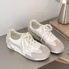 Zapatillas de entrenamiento rojas transpirables para mujer, modelo nuevo de verano 2026, zapatillas casuales de malla transpirable, zapatillas de carreras para mujer
