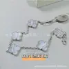 Pulseira de Pedra Bolha Esmaltada Trevo de Quatro Folhas para Mulheres, Versão de Luxo, Banhada a Ouro V com Ouro Rosa 18K, Ágata Vermelha, Fashion