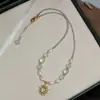 Collar de Perlas de Nicho para Mujer 2025 Nuevo Estilo Explosiones Cadena de Clavícula de Alta Calidad Accesorios de Collar de Lujo Ligero