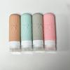 Frasco de silicone vazio para shampoo e gel de banho, ideal para viagem. Dispensador de cosméticos portátil com design de desenho animado.