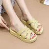 Zapatos Casuales de Verano Cómodos para Mamá PVC Tacón de Cuña Elegante Sandalias y Pantuflas para Mujeres de Mediana Edad y Mayores Zapatos para Caminar al Aire Libre y en Casa