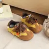 Sapatos Femininos 2026 Primavera Novo Estilo Crianças Leves Moda com Solado Macio Sapatos Forrest Gump Sapatos Esportivos Femininos Antiderrapantes Resistentes ao Desgaste