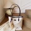 Bolsa Versátil de Moda High-End de Ombro Único para Mulheres 2025 Outono Nova Bolsa Tote Estudantil de Grande Capacidade