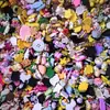 Mini Mini Purpurina Fina Botella de Vino Pequeña Accesorios de Resina Venta al por Mayor Juguete de Comida Simulada Botella de Bebida Tienda de Conveniencia Juguetes para Niños