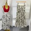 Saia plissada franzida de cintura alta com elástico em estilo coreano para mulheres, saia evasê, saia versátil e que emagrece para o trabalho