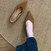 Primeiro Encontro com o Novo Estilo da Temporada: Sapatos Femininos de Camurça Bico Fino Salto Bloco, Novo Verão 2026 Estilo Francês Elegante Pretos Raso Salto Plataforma