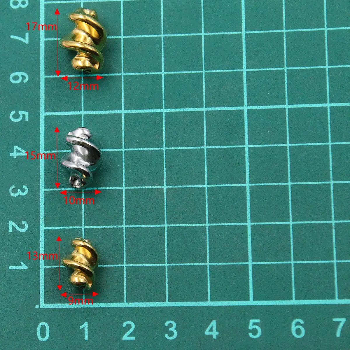 1 (10)